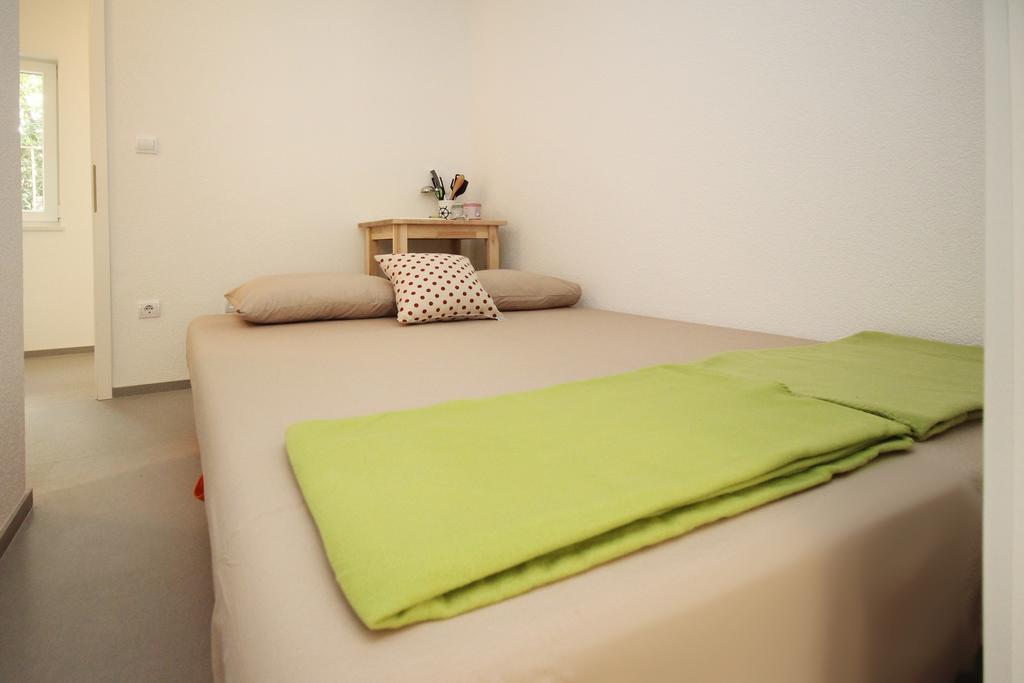 Stanicicke Apartments Baška Voda Extérieur photo