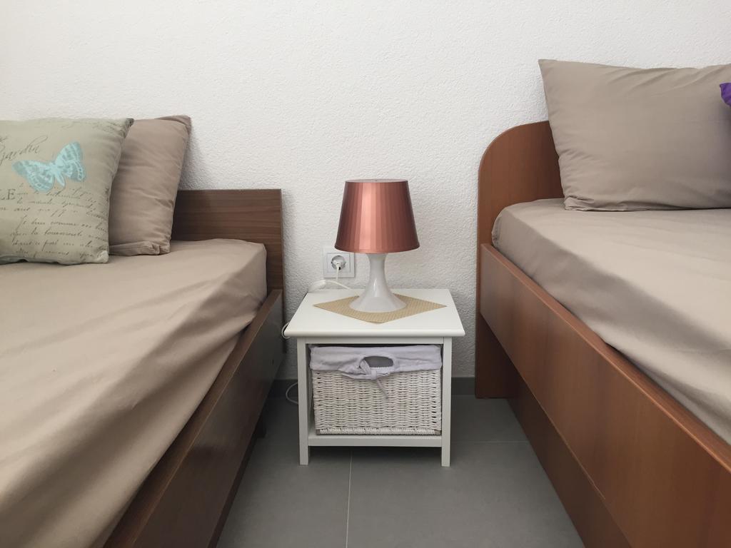 Stanicicke Apartments Baška Voda Extérieur photo