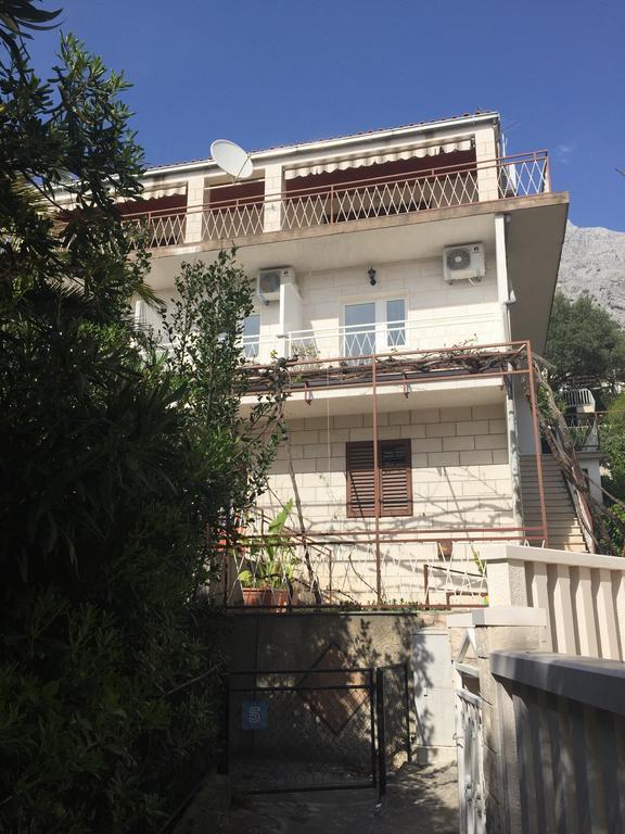 Stanicicke Apartments Baška Voda Extérieur photo