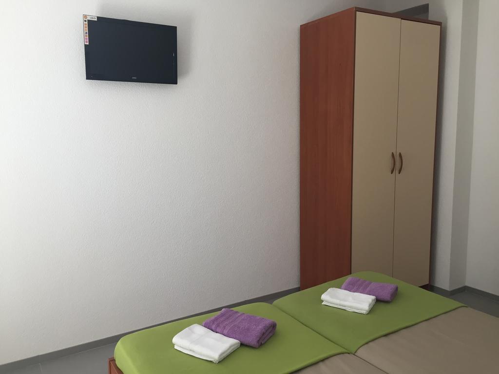 Stanicicke Apartments Baška Voda Extérieur photo